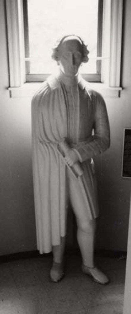 Patrick Henry statue